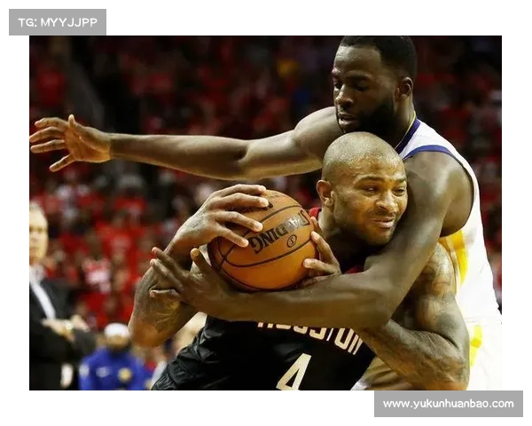 从战术定位与球队平衡角度解析小卢卡斯在巴黎长期担任替补的深层原因